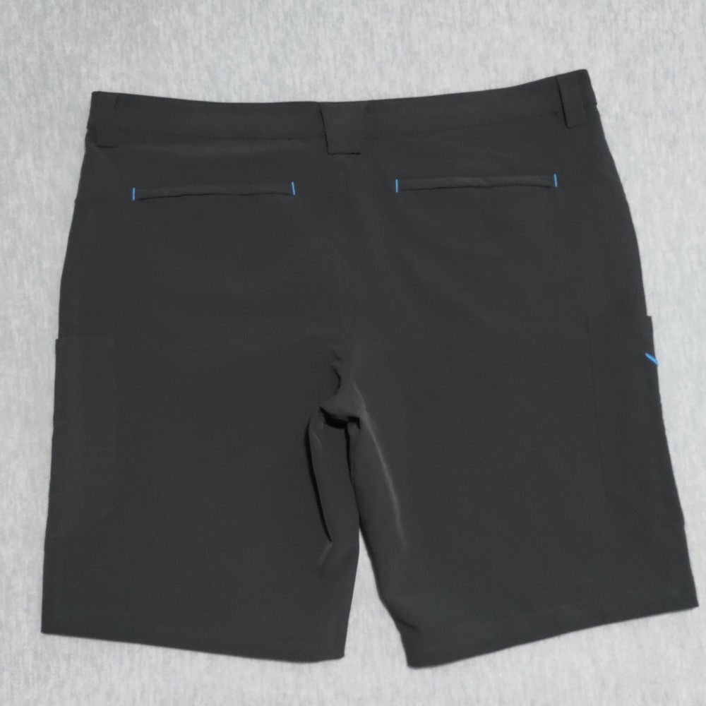 Amazon Luly Yang Delivery Cargo Shorts Mens XL (40) Stretch Black Blue Logo NWOT - Picture 2 of 15